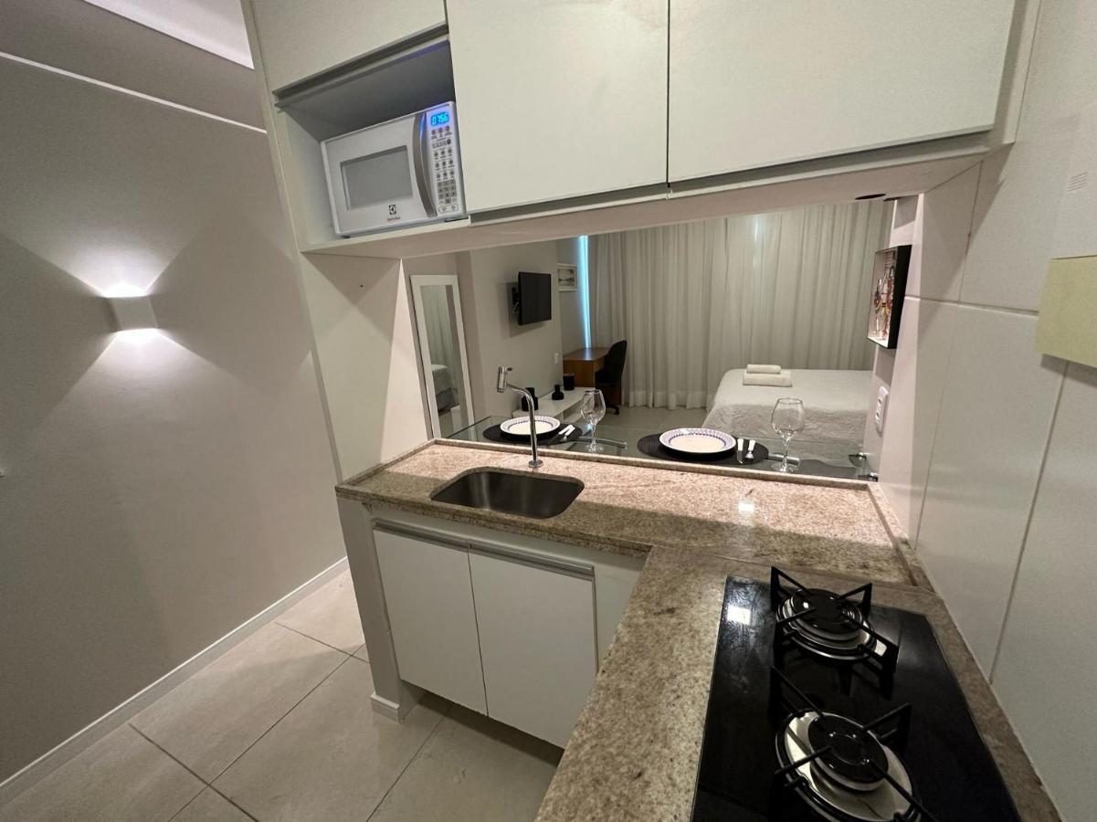 Flat Localizado A 200m Shopping Recife, Bem Perto Da De Boa Viagem E Com Wi-fi 400mbps Apartamento Recife